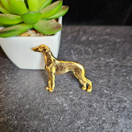 GreyHound broche